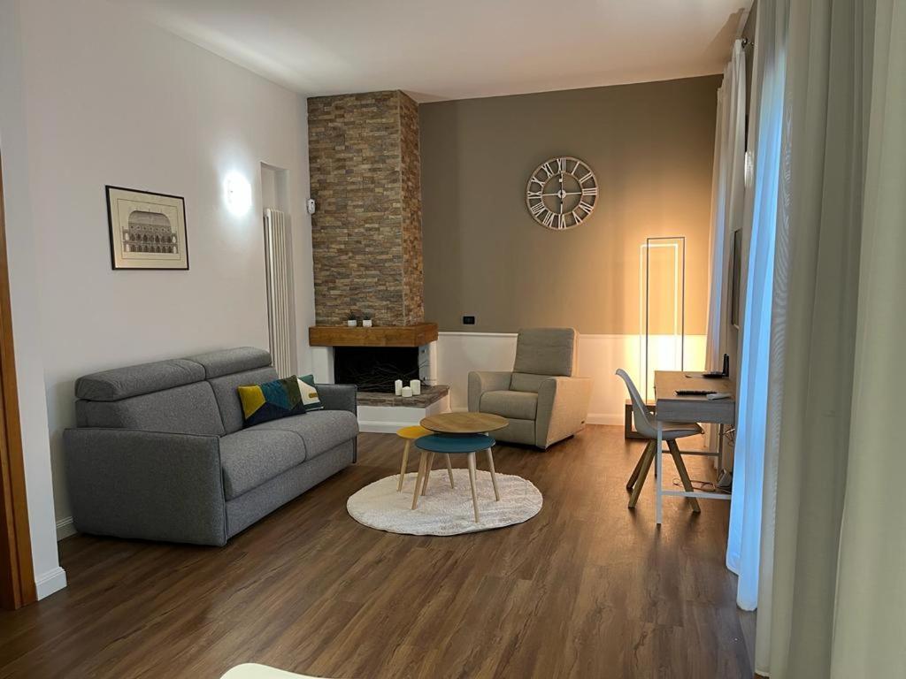 Pet-Friendly & Modern Apt With Garden Vicenza Bagian luar foto